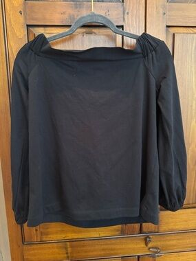 LOFT Size Small Black Women's Elastic Off-Shoulder Long Sleeve Top. EUC